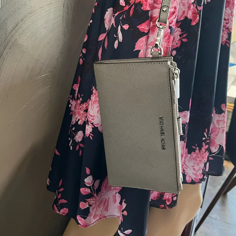 Michael Kors Cellphone‎ Wallet